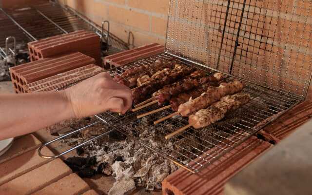 Boriadon Rustic Countryside Homes