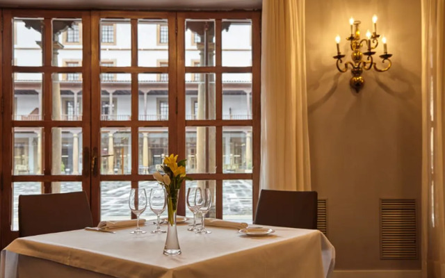 Eurostars Hotel De La Reconquista