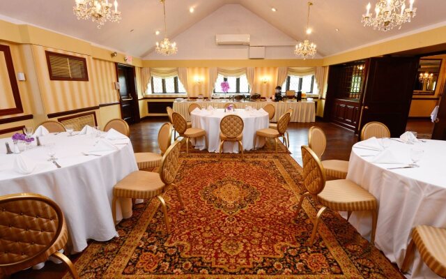 Nassau Inn