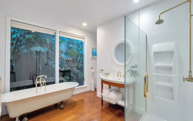 Classic 3 Bedroom Home near Ponsonby Rd
