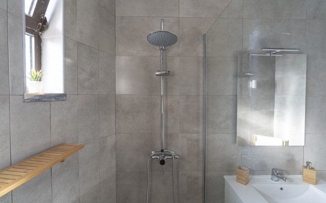 Ericeira Paradise House & Suites