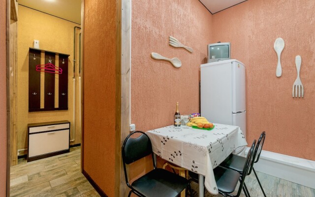 2 Bedroom Apartment on Nevsky 135