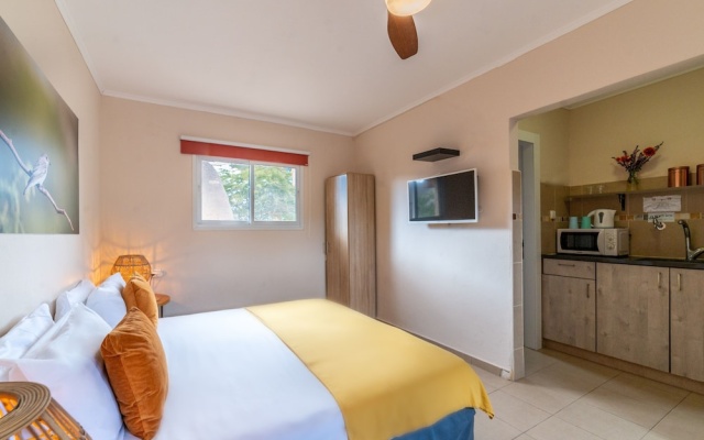Lotan Desert Travel Hotel