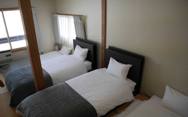 UNPLAN Village Hakuba – Hostel – Guest Rooms – Otari