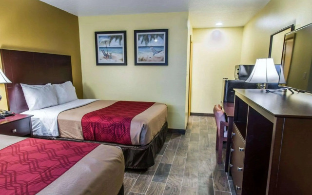 Econo Lodge Cocoa Beach - near the Port