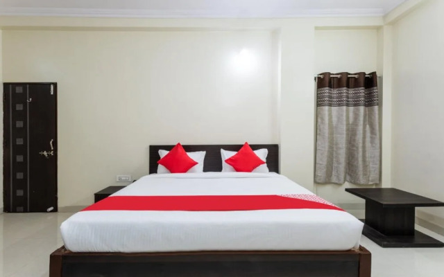 Om Gulmohar Avenue By OYO Rooms