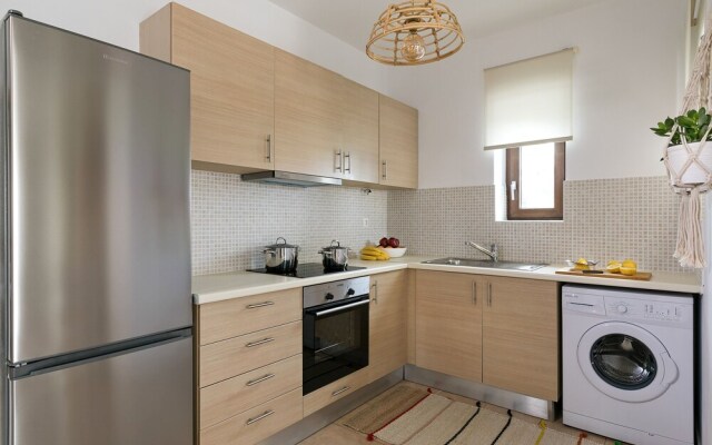 Syra Suites