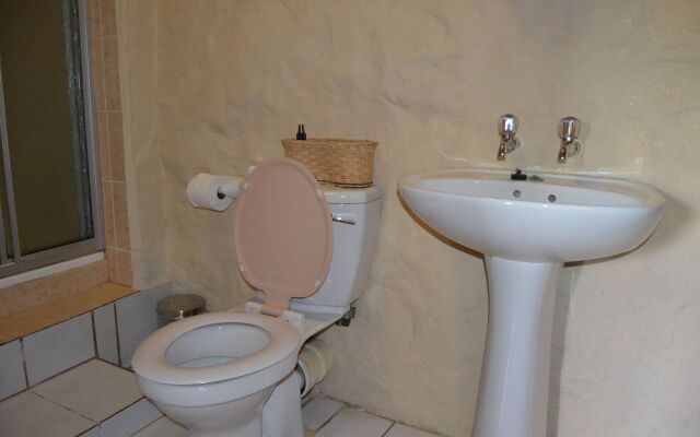 Over The Mountain Guest Farm