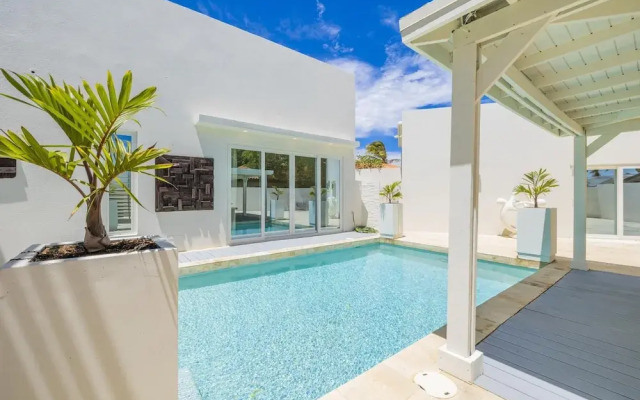 4 4 5 Rooftoppoolpingponggazebonear Ritz Beach