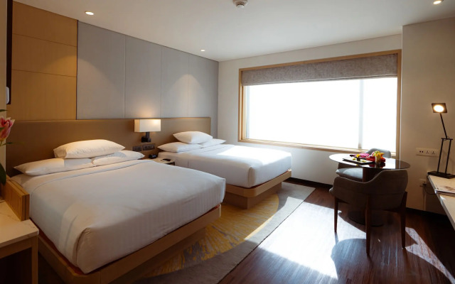 Courtyard By Marriott Vadodara