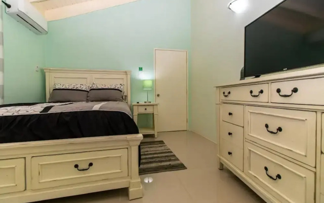 Serenity Retreat Villa Drax Hall