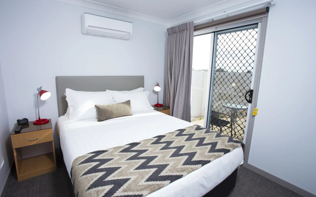 Altitude Motel Apartments