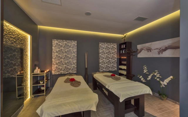 Dencity Hotel