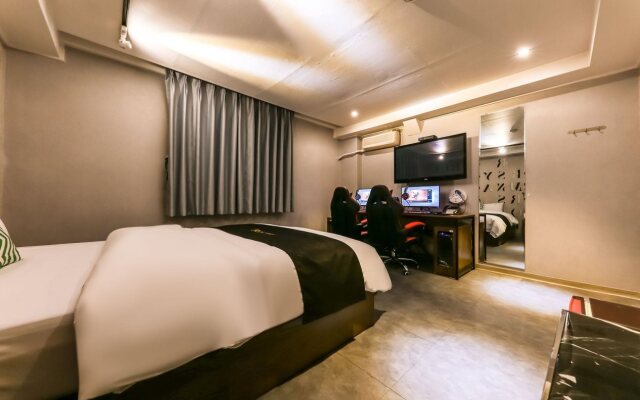 Blanc Hotel Cheongju
