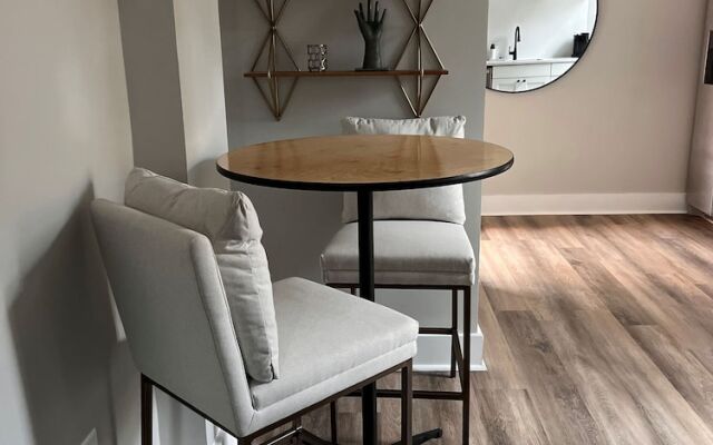 The Luxe Spot 1