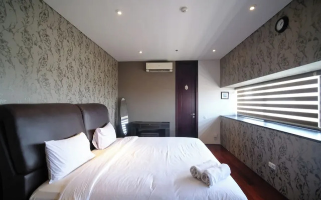 Strategic And Spacious 2Br At Sumatra36 Apartment