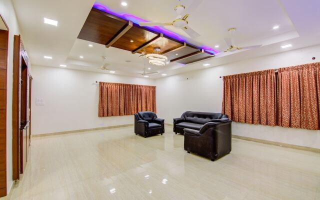 OYO Home 78311 Classic Studio Stays