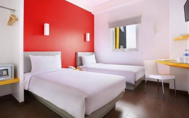 Amaris Hotel Tendean