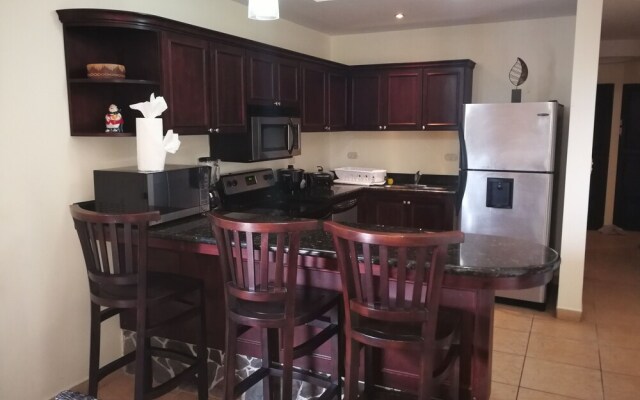 Beachfront Jaco Condos - Fully Equipped - 6 Pax