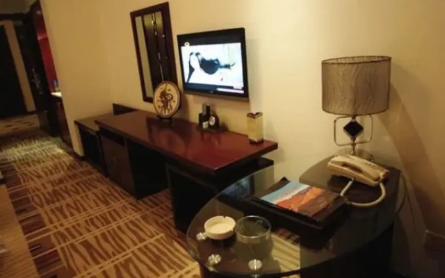 Dunhuang Golden Leaf Hotel