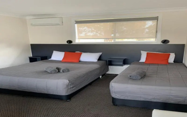 Altona Motel – Guest Rooms – Uralla