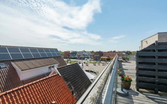 Luxury Apartment With Garden