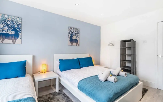 3 Bedroom House-free Parking