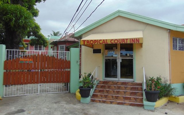 Tropical Court Inn