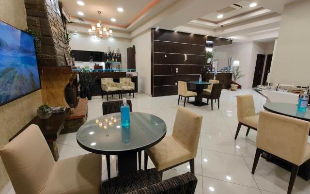 Manessi City Hotel