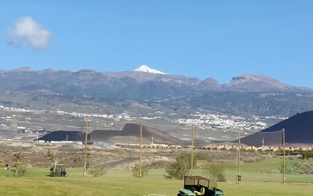 Sunny Golf View Apartment in Amarilla Golf