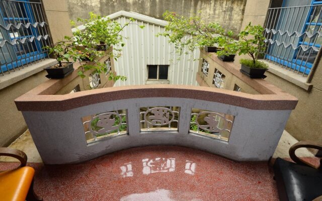 Chikan West Homestay