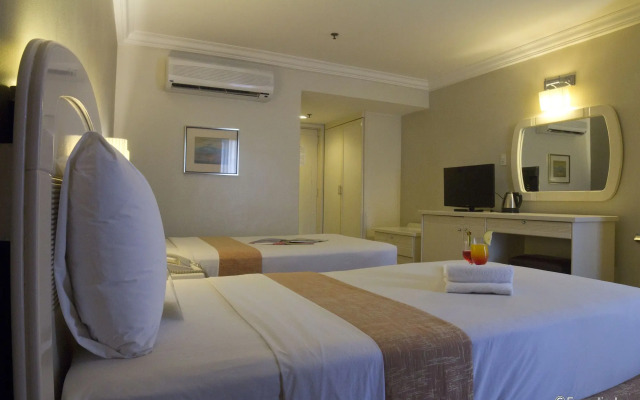 Riviera Mansion Hotel