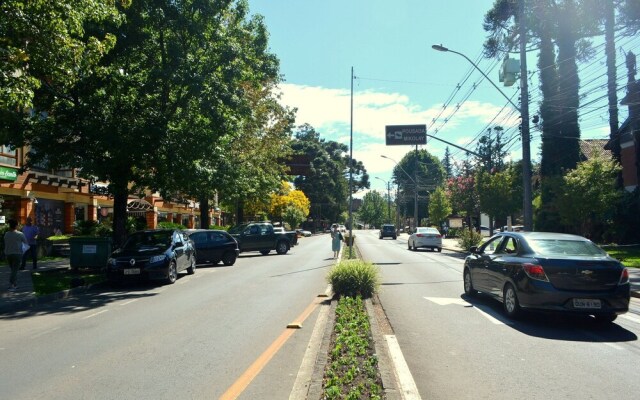 Locar-in Gramado Monte Serrat