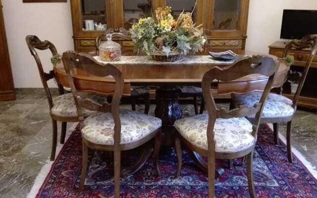 Holiday Special Guest Rome and Vatican Flat