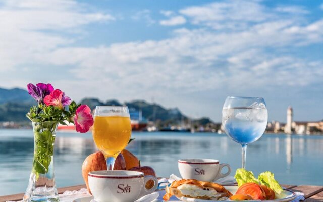 Hotel Strada Marina