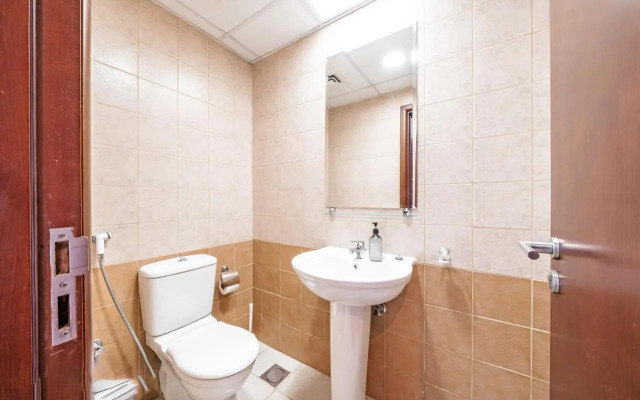 Spacious 3BR with 180˚ Dubai Marina Views