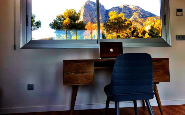 Puig Campana Nature Suites Hotel & BTT