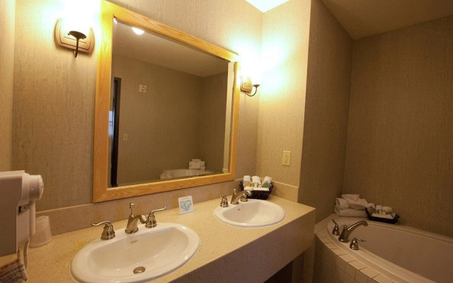 Kewadin Casinos St. Ignace Hotel