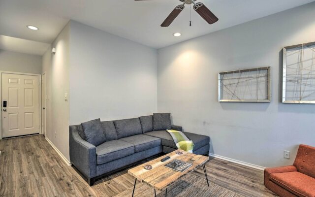 Comfortable Dallas Condo Close to Attractions