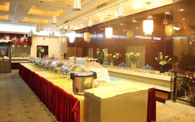Yifeng Hotel
