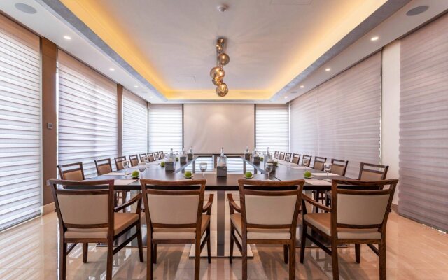 Crowne Plaza Limassol by IHG