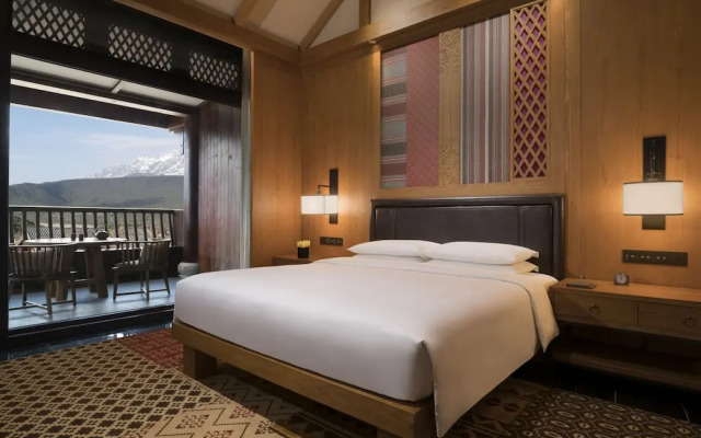 Jinmao Pureal Mountain Lijiang