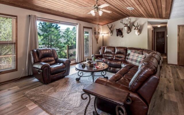 English - Three Bedroom Cabin