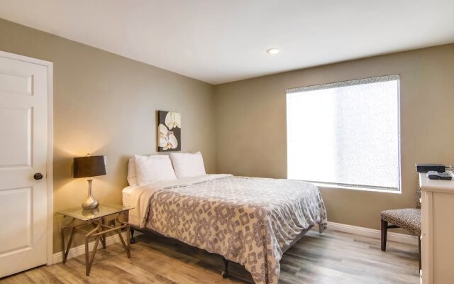 Beach Style 3 - 6 Br Home