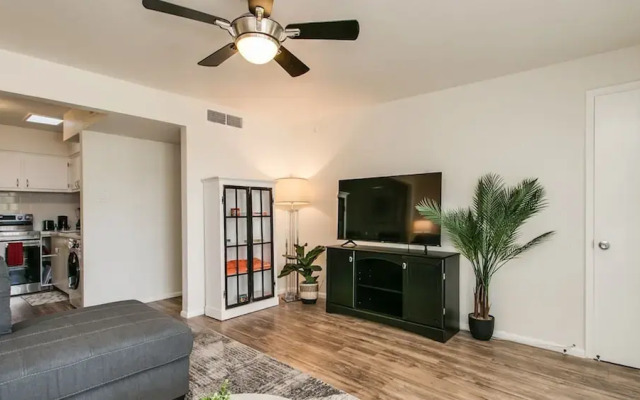 Cozy Arcadia Hideaway W/charm & Style!