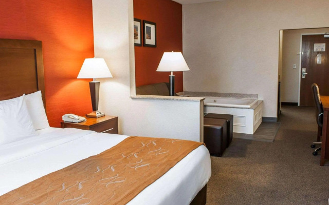 Spark by Hilton Indianapolis Northeast Fishers