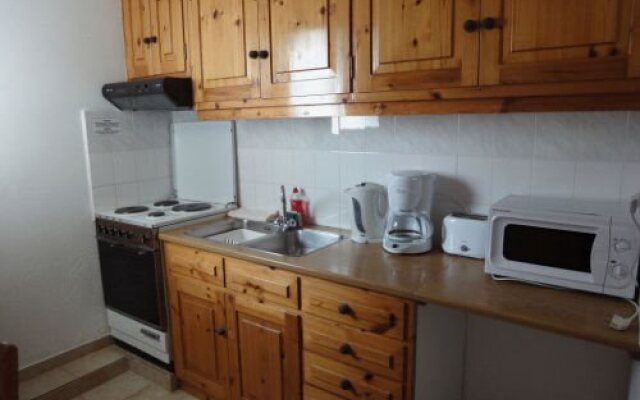 Botsis Guest House