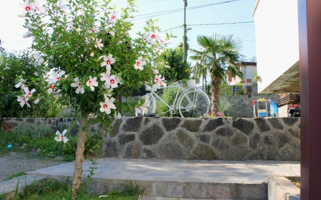 Belov Rooms and Apartments