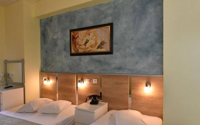 Nana Hotel