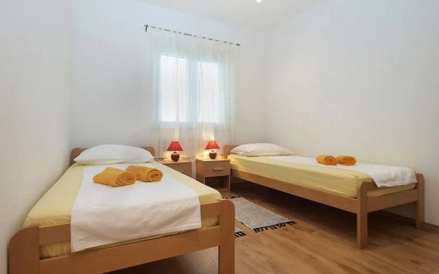 Apartment Mirsad 1282